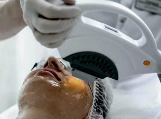 Фотоомоложение. Несовершенства кожи исчезают на глазах после этой процедуры!